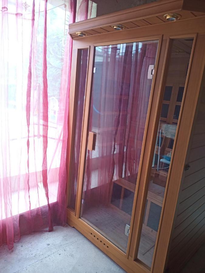 Grande Chambre D'Hote Pour 4 A 5 Personnes Bed & Breakfast Chef-Boutonne ภายนอก รูปภาพ